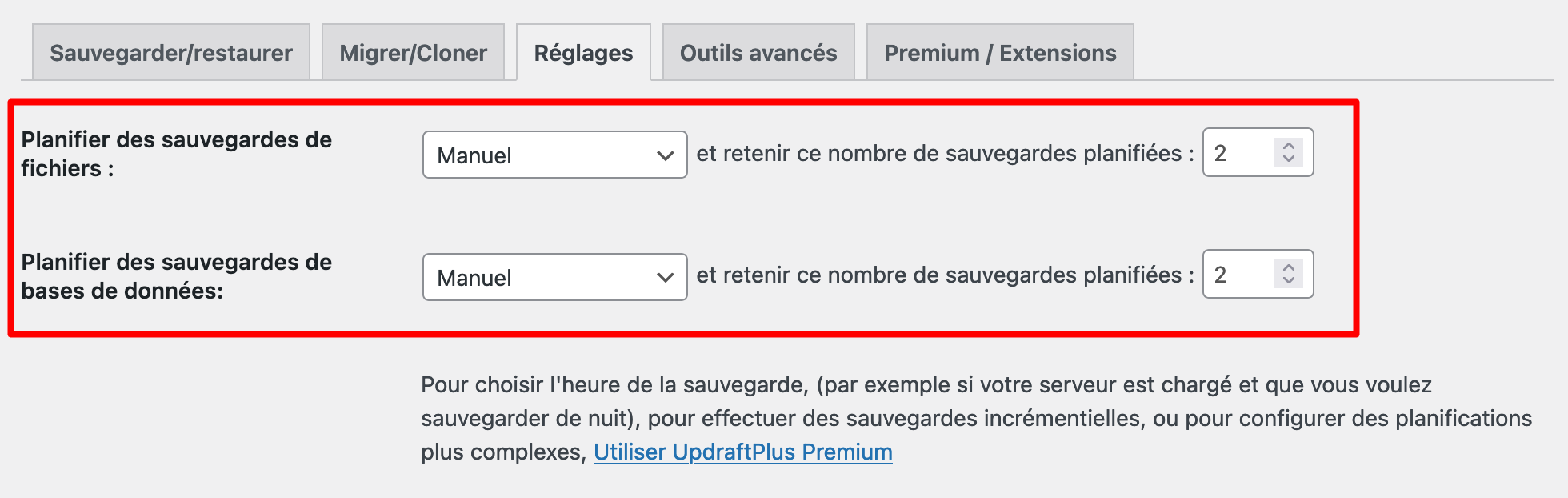 Avec UpdraftPlus, il est possible de planifier des sauvegardes. 